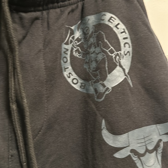 NBA Classic Basketball Short At the Knee Large L NEW NWT - Picture 5 of 11